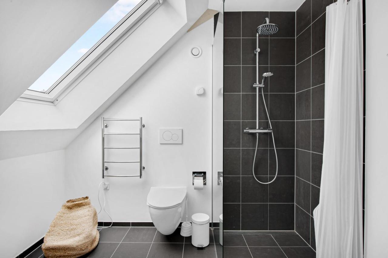 Sanders Regent - Adorable One-bedroom Near Square *